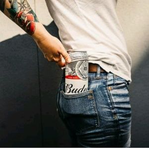 Meet your Posher, Mya